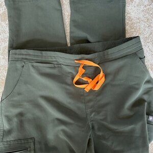 Figs Moss Yola Skinny Scrub Pants - Medium Petite